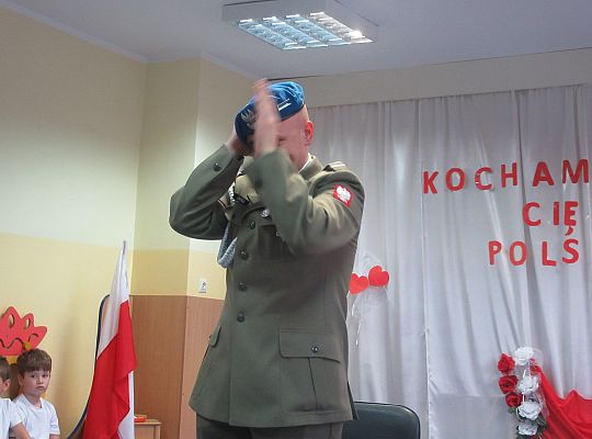 Uroczysty apel z okazji 100 rocznicy Odzyskania Niepodległości