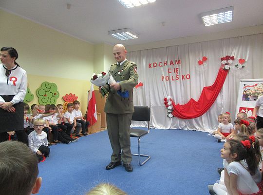 Uroczysty apel z okazji 100 rocznicy Odzyskania Niepodległości