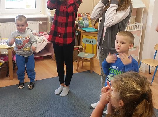 GR. II Wizyta dzieci ze szkoły w Wicku