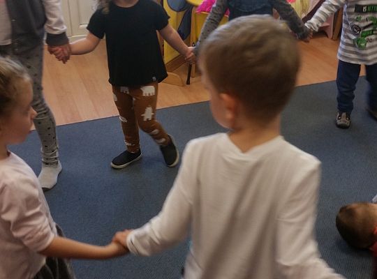 GR. II Wizyta dzieci ze szkoły w Wicku