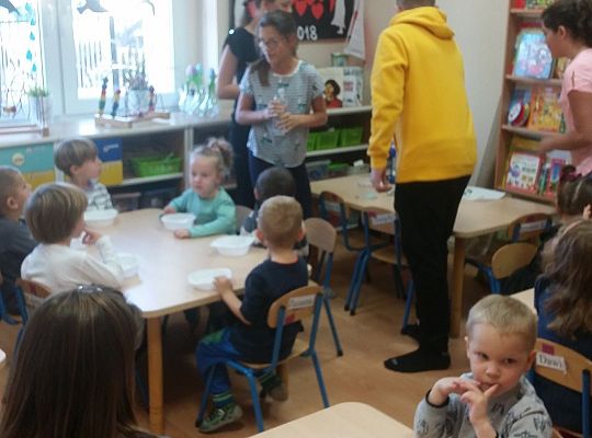 GR. II Wizyta dzieci ze szkoły w Wicku