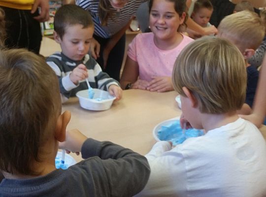 GR. II Wizyta dzieci ze szkoły w Wicku