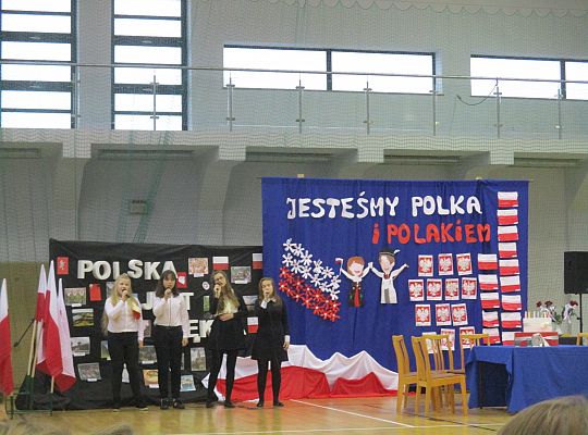Spotkanie w Szkole Podstawowej nr 7 "Jesteśmy Polką i Polakiem"