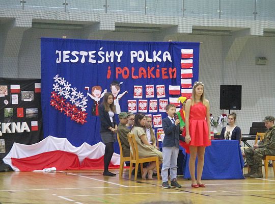 Spotkanie w Szkole Podstawowej nr 7 "Jesteśmy Polką i Polakiem"