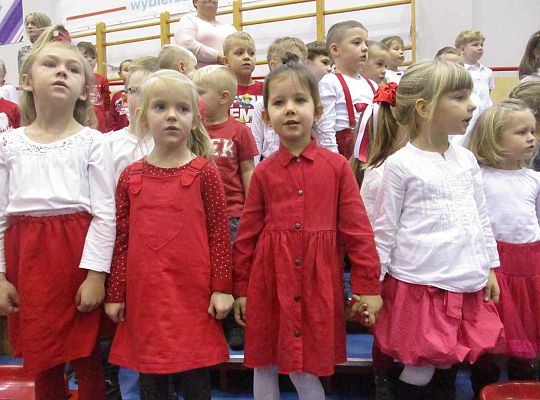 Spotkanie w Szkole Podstawowej nr 7 "Jesteśmy Polką i Polakiem"
