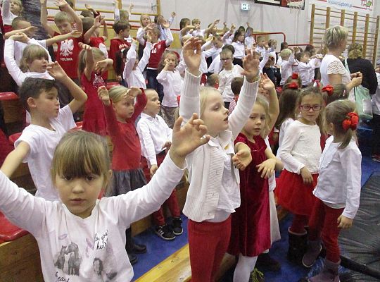 Spotkanie w Szkole Podstawowej nr 7 "Jesteśmy Polką i Polakiem"