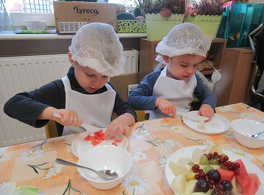 GR I -Sałatka owocowa