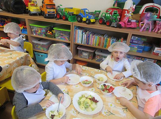 GR I -Sałatka owocowa