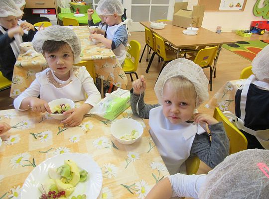 GR I -Sałatka owocowa