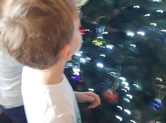 Gr. II Ubieramy choinkę