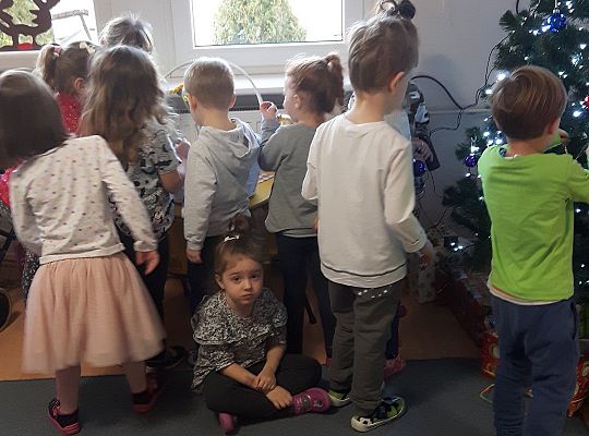 Gr. II Ubieramy choinkę