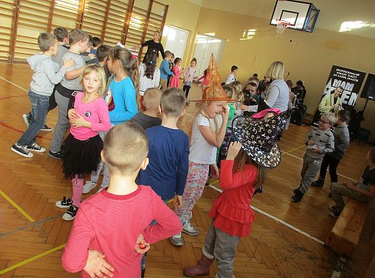 Gr. III i IV Wizyta w Szkole Podstawowej nr 7 w Lęborku - Andrzejki