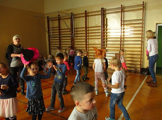 Gr. III i IV Wizyta w Szkole Podstawowej nr 7 w Lęborku - Andrzejki