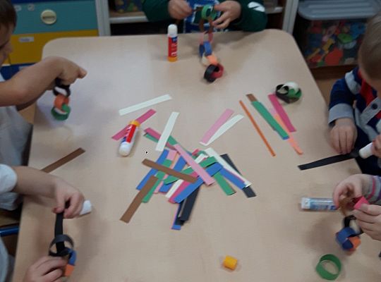 Gr.II Łańcuch na choinkę