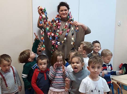 Gr.II Łańcuch na choinkę