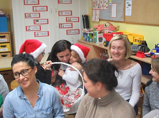 Występ wigilijny gr. III dla przedszkolaków