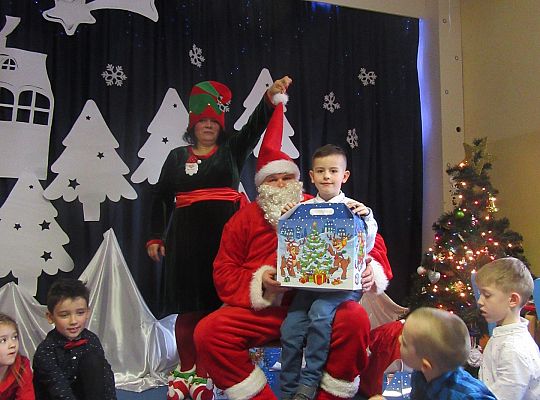 Gr. IV Odwiedziny Mikołaja