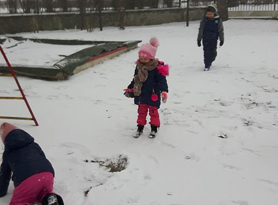 Gr. II Zabawy na śniegu