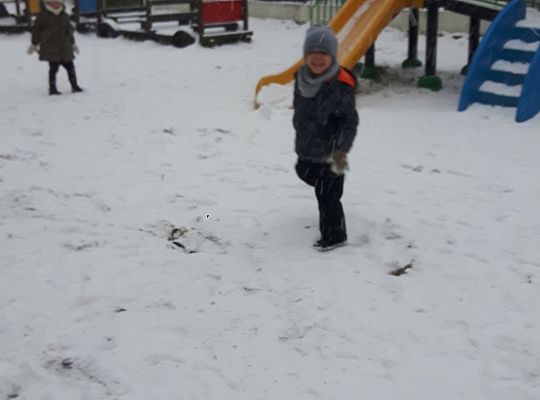 Gr. II Zabawy na śniegu