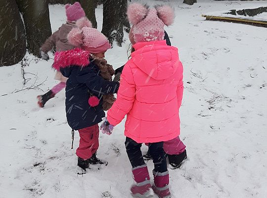 Gr. II Zabawy na śniegu