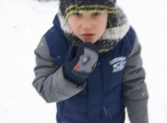 Gr. II Zabawy na śniegu