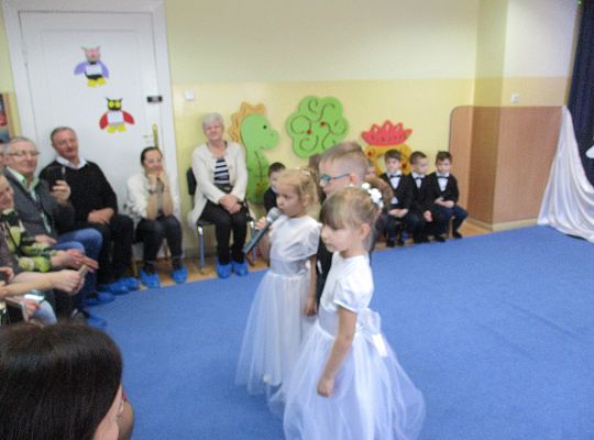 Gr III Dzień Babci i Dziadka