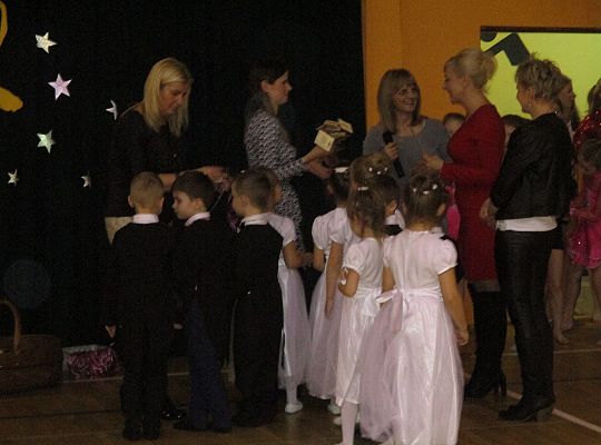 Gr III Pokaz tańca w Nowej Wsi