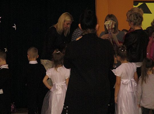 Gr III Pokaz tańca w Nowej Wsi