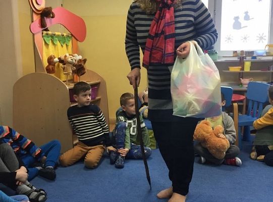 Gr IV zajęcia z pracownikami z muzeum- Co to jest Ojczyzna?