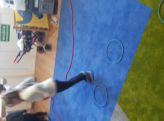 Gr II świat Dinozaurów