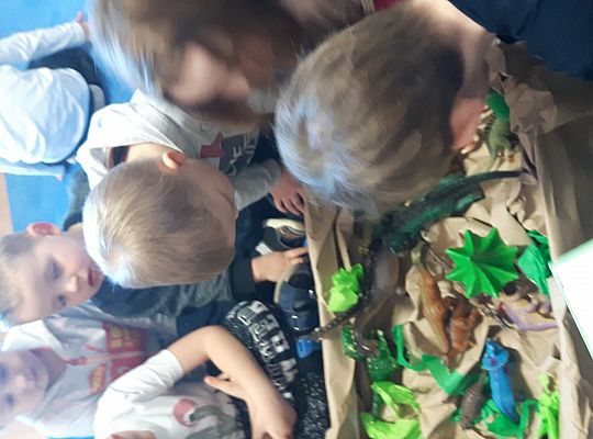 Gr II świat Dinozaurów