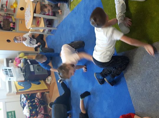 Gr II świat Dinozaurów