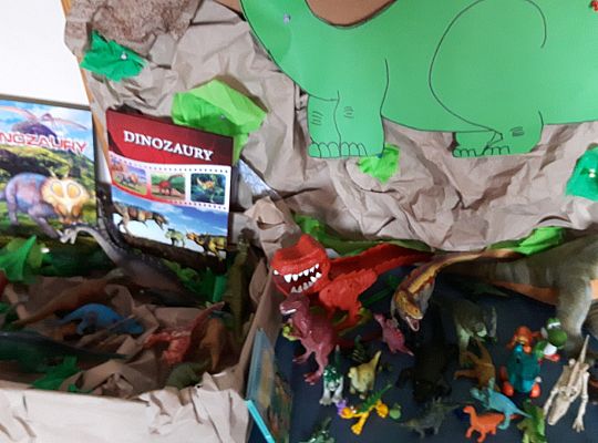 GR II Dinozaury,  dinozaury