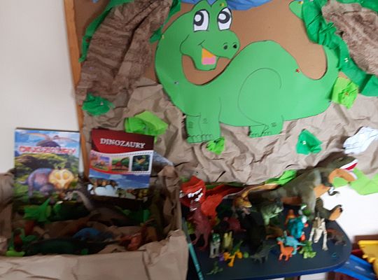 GR II Dinozaury,  dinozaury