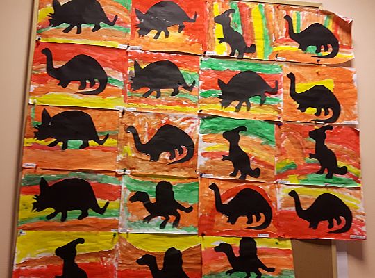 GR II Dinozaury,  dinozaury