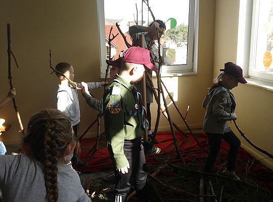 gr IV Z wizytą w "Michałkowie"-Szkoła w Mostach