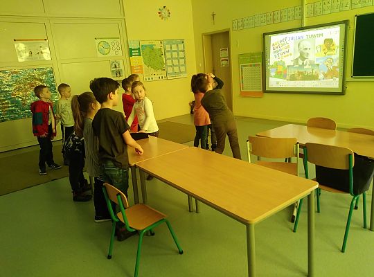 gr IV Z wizytą w "Michałkowie"-Szkoła w Mostach