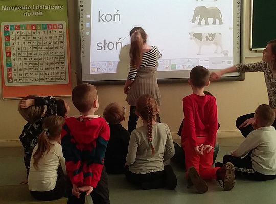 gr IV Z wizytą w "Michałkowie"-Szkoła w Mostach