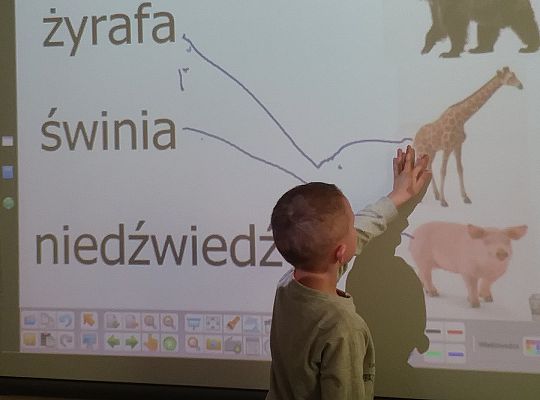 gr IV Z wizytą w "Michałkowie"-Szkoła w Mostach