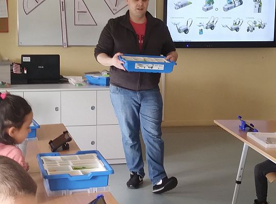 gr IV Z wizytą w "Michałkowie"-Szkoła w Mostach