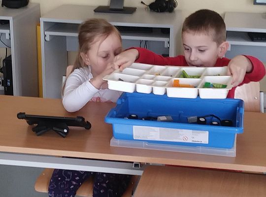 gr IV Z wizytą w "Michałkowie"-Szkoła w Mostach