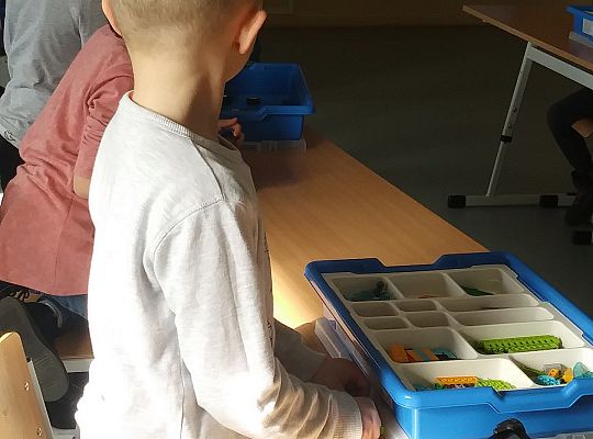 gr IV Z wizytą w "Michałkowie"-Szkoła w Mostach