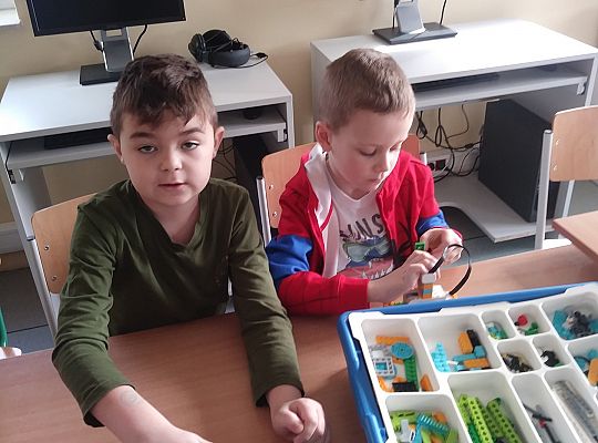 gr IV Z wizytą w "Michałkowie"-Szkoła w Mostach