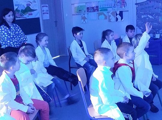 gr IV Z wizytą w "Michałkowie"-Szkoła w Mostach