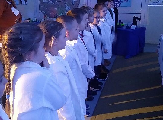 gr IV Z wizytą w "Michałkowie"-Szkoła w Mostach