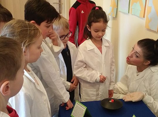 gr IV Z wizytą w "Michałkowie"-Szkoła w Mostach