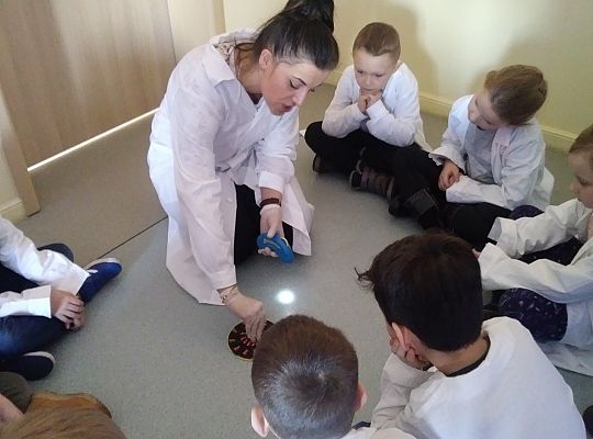 gr IV Z wizytą w "Michałkowie"-Szkoła w Mostach