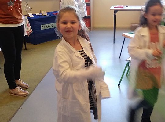 gr IV Z wizytą w "Michałkowie"-Szkoła w Mostach