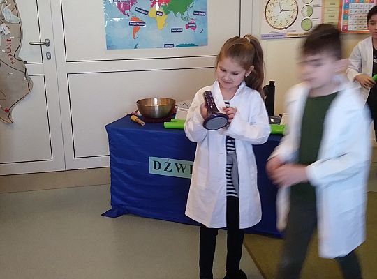 gr IV Z wizytą w "Michałkowie"-Szkoła w Mostach