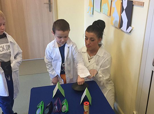 gr IV Z wizytą w "Michałkowie"-Szkoła w Mostach